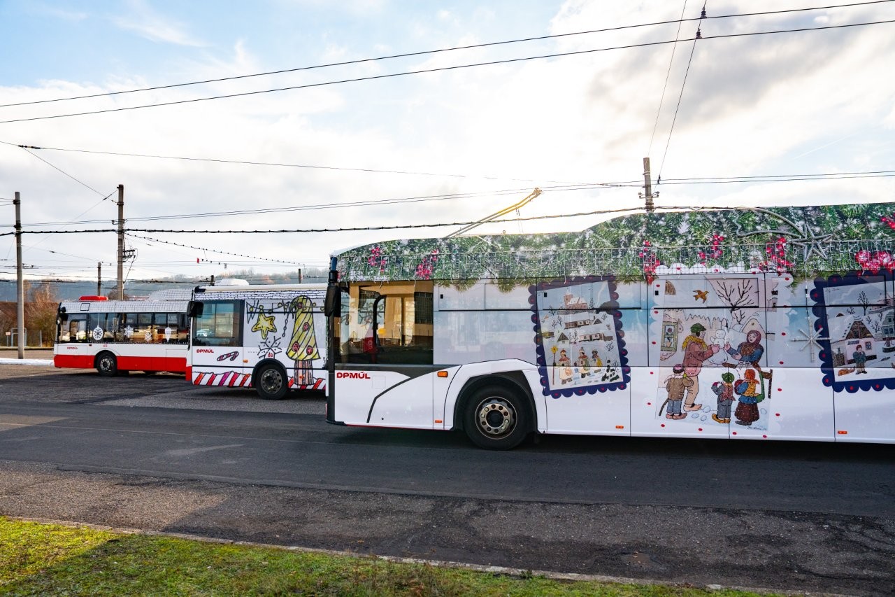 Výsledky ankety o nejhezčí „Vánoční trolejbus 2025“